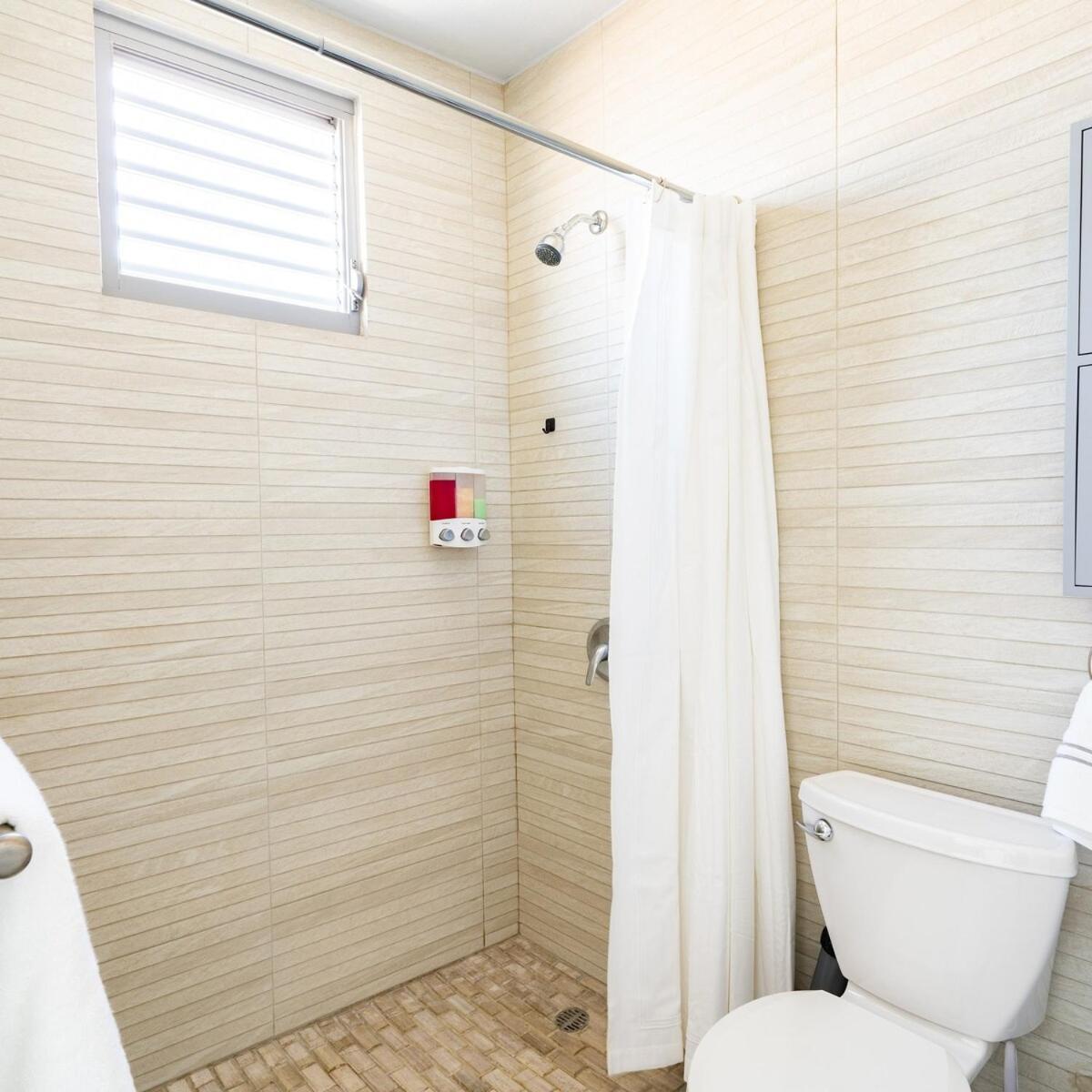 Aquaville Dorado Moderna A Studio 7 Екстериор снимка