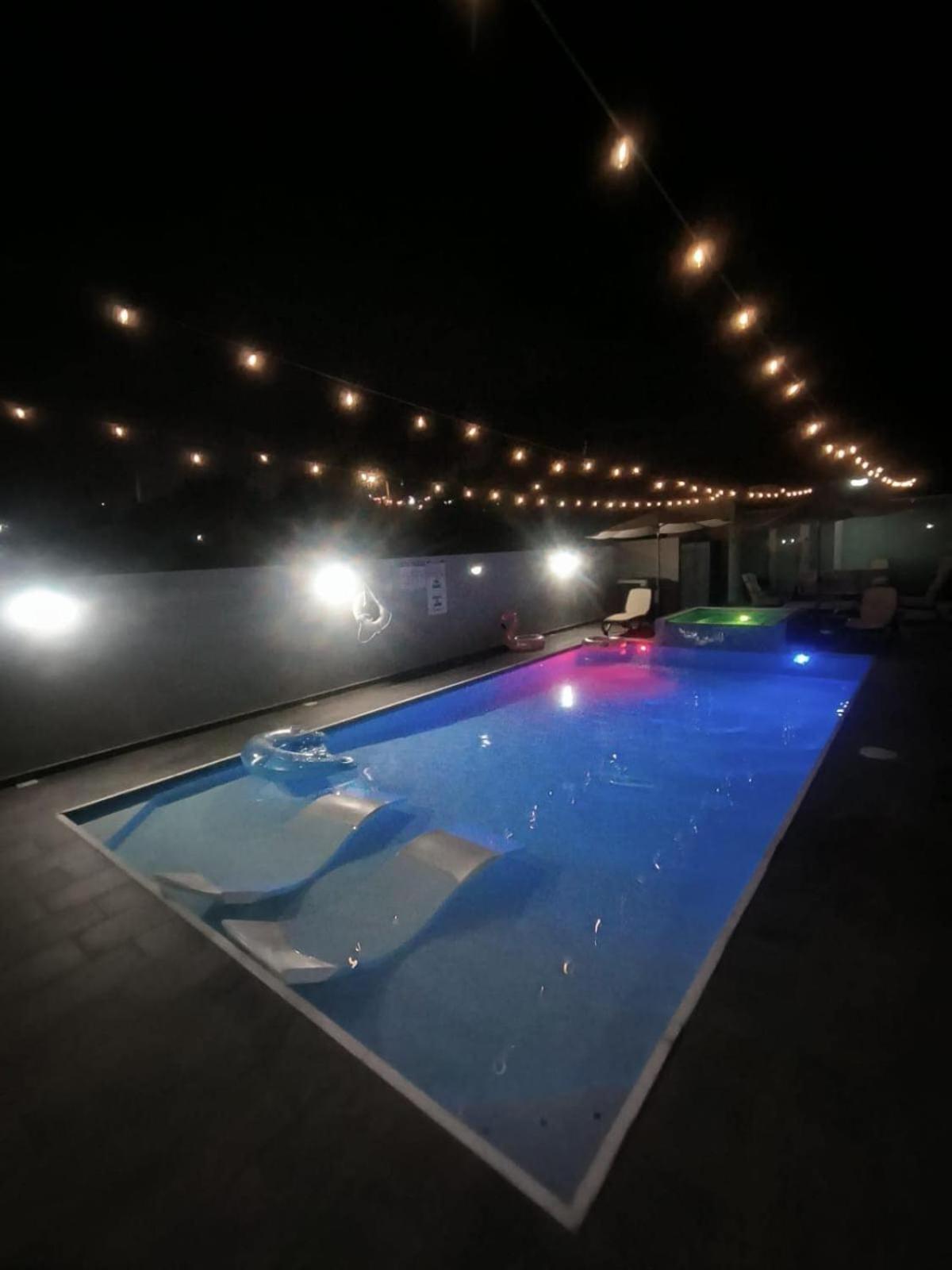 Aquaville Dorado Moderna A Studio 7 Екстериор снимка