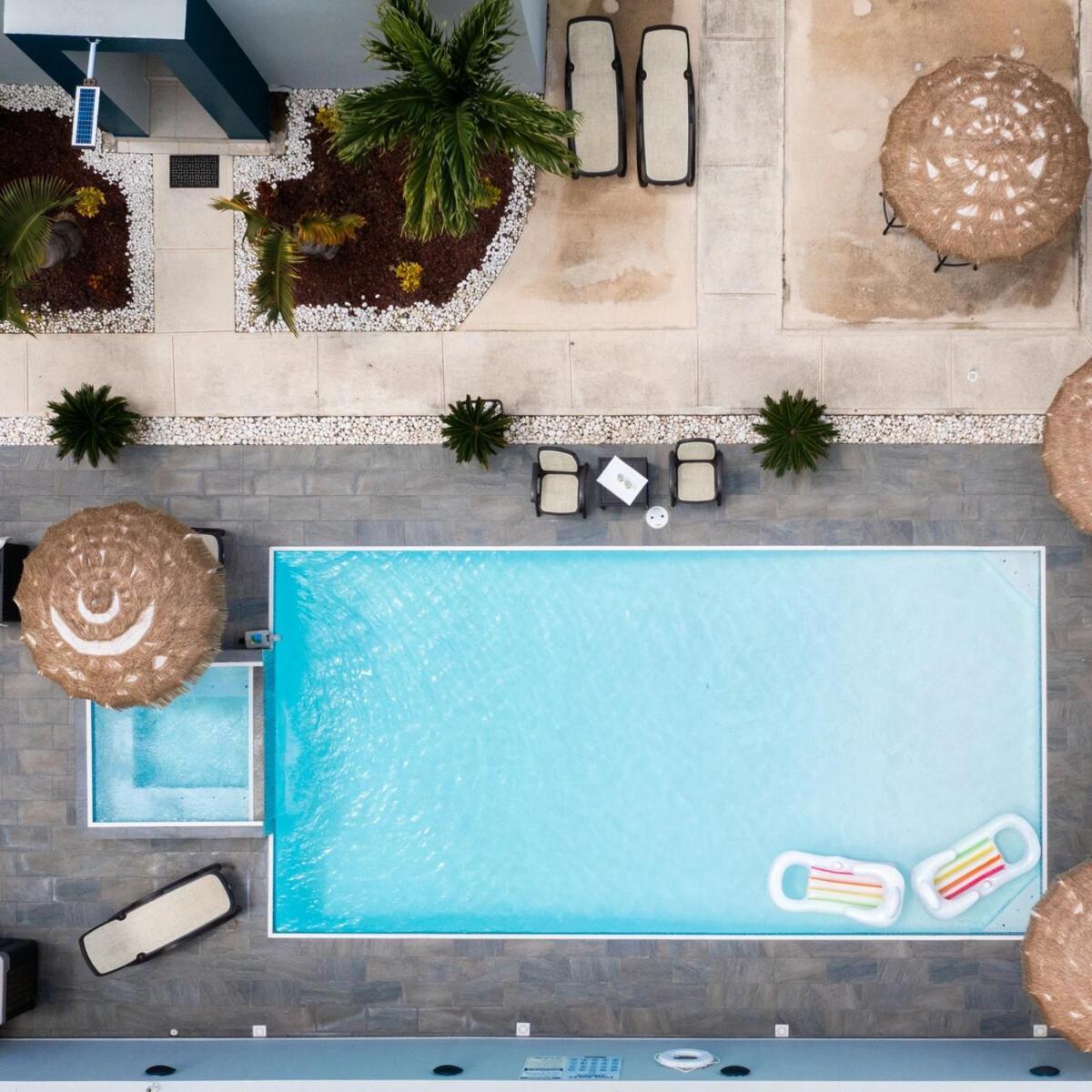 Aquaville Dorado Moderna A Studio 7 Екстериор снимка